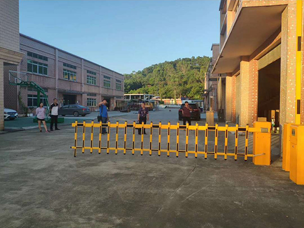 藍牙系統開門道閘