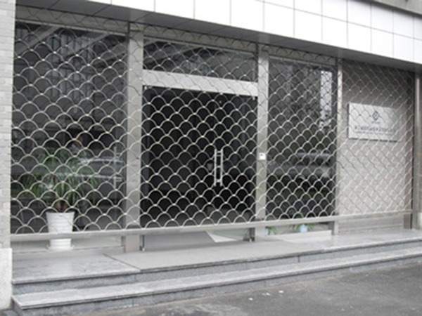 電動網型卷簾門