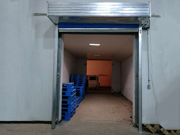 電動無極布防火卷簾門